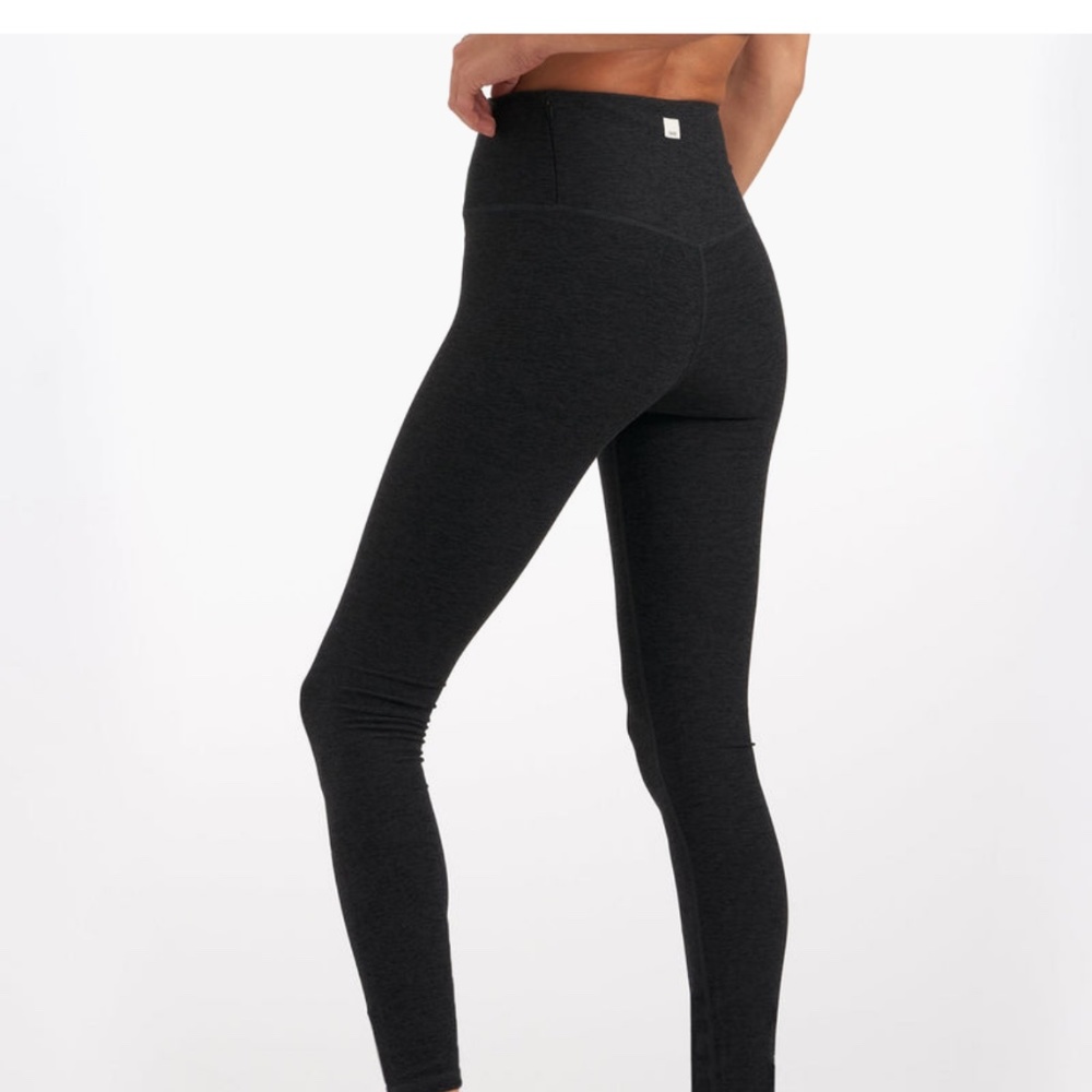 Vuori navy leggings w pocket size large